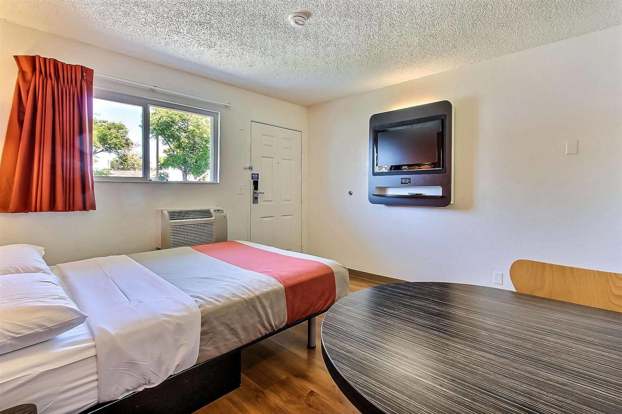 Motel 6-San Jose, Ca - Airport المظهر الخارجي الصورة